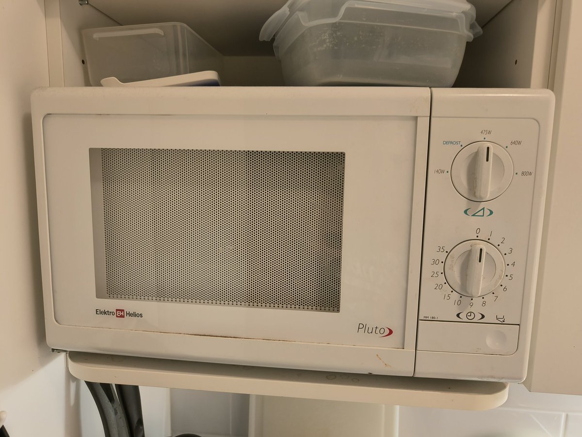 Mun mummo osti mulle aikoinaan vuonna -96 tupari lahjaksi, kun muutin ensimmäiseen omaan kotiin 💁 toimii vieläkin 💪