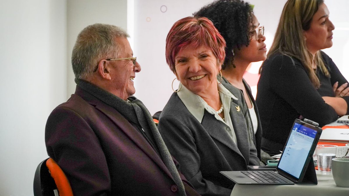 UAcuerdoPaz's tweet image. #AEstaHora ⏰ | @GloriaCuartas lidera la segunda sesión de la Alta Instancia de Género de Gobierno del 2025 para coordinar y hacer seguimiento estratégico, técnico y operativo al enfoque de género (…) 🧵1 ✨👥