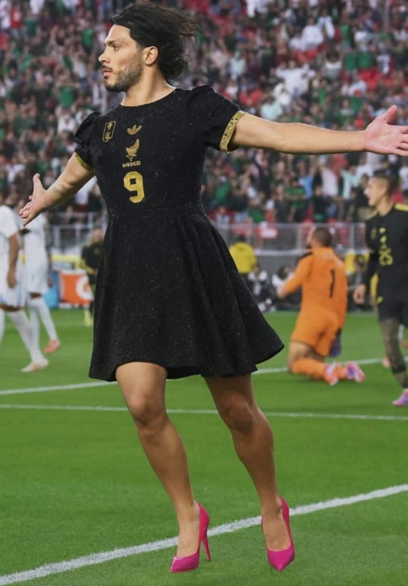 danypunkz's tweet image. &quot;En USA sí nos tratan como merecemos&quot;