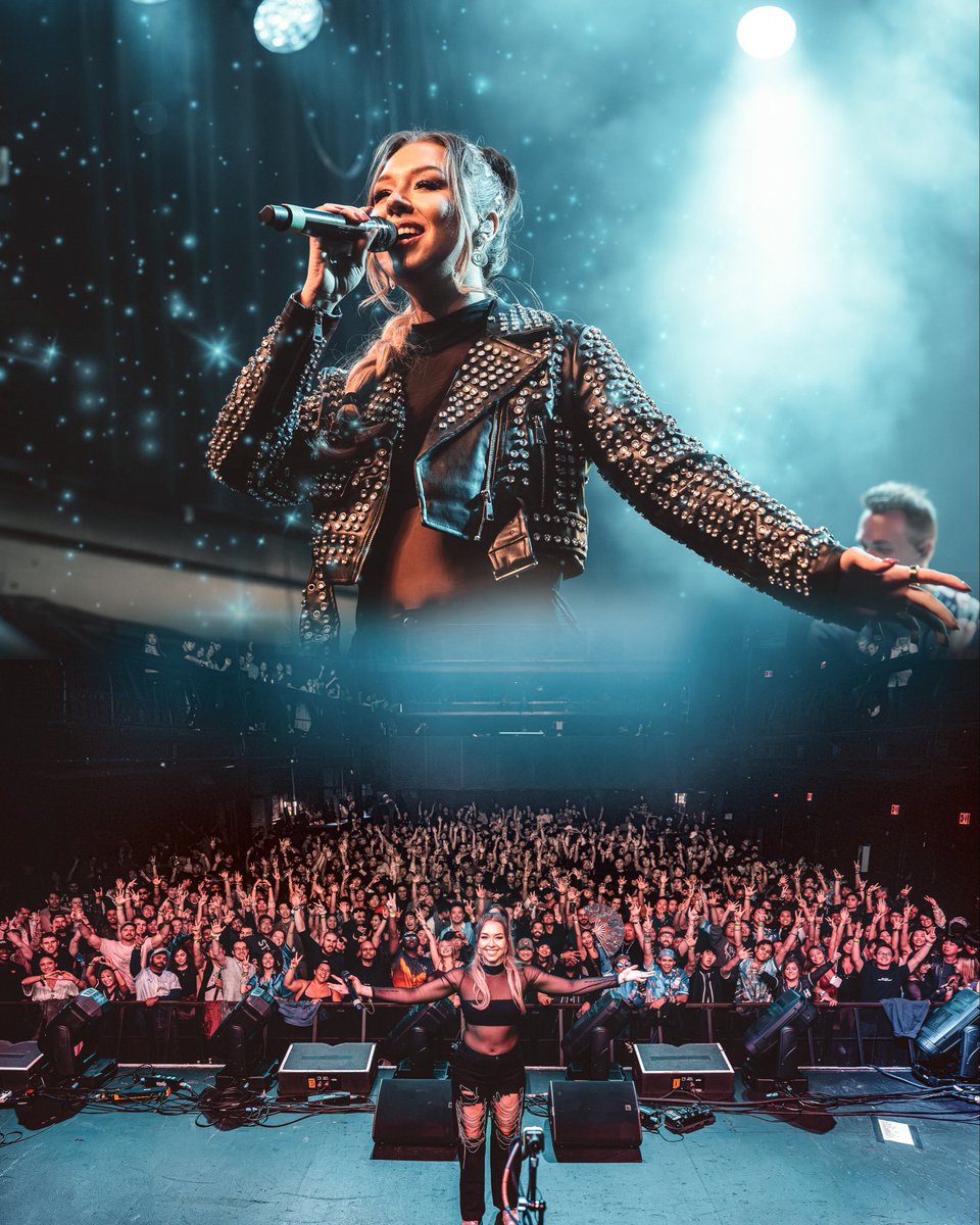 HALIENE's tweet image. What a one-of-a-kind, unforgettable night at @Terminal5NYC! ❤️Thank you for singing every word with me.🫶🏼 I even got to debut some brand new UNRELEASED music for you, in both my own set and with my good friend @sabai_music! So proud of this amazing night, and grateful for Sabai…