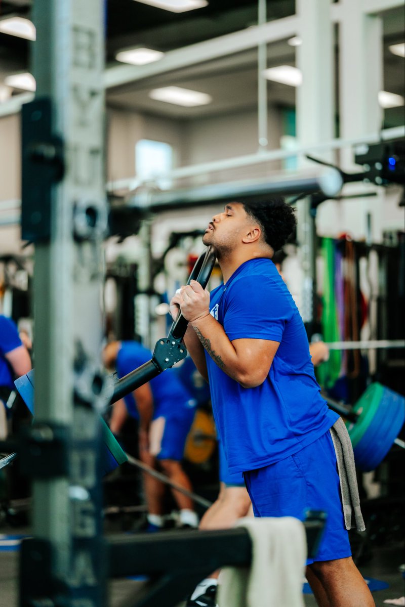 LRRToo's tweet image. This film is from February 28, 2025. Last play of this clip I tore my ACL, MCL, and partial meniscus. I’ve been off a roster since June. I’m fully healed but without professional PT. I’m close to graduating with my bachelors, and have a year of eligibility + a redshirt year 🙏🏽