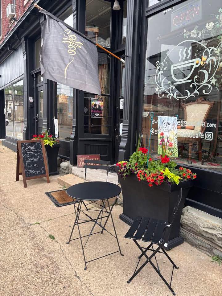 Sweet Espresso ~Follow their FB page for Open Mic Nights, Game Night activities and more. Located at 135 E 2nd St. Weston, WV 26452.  ow.ly/uSrJ50WZUBu