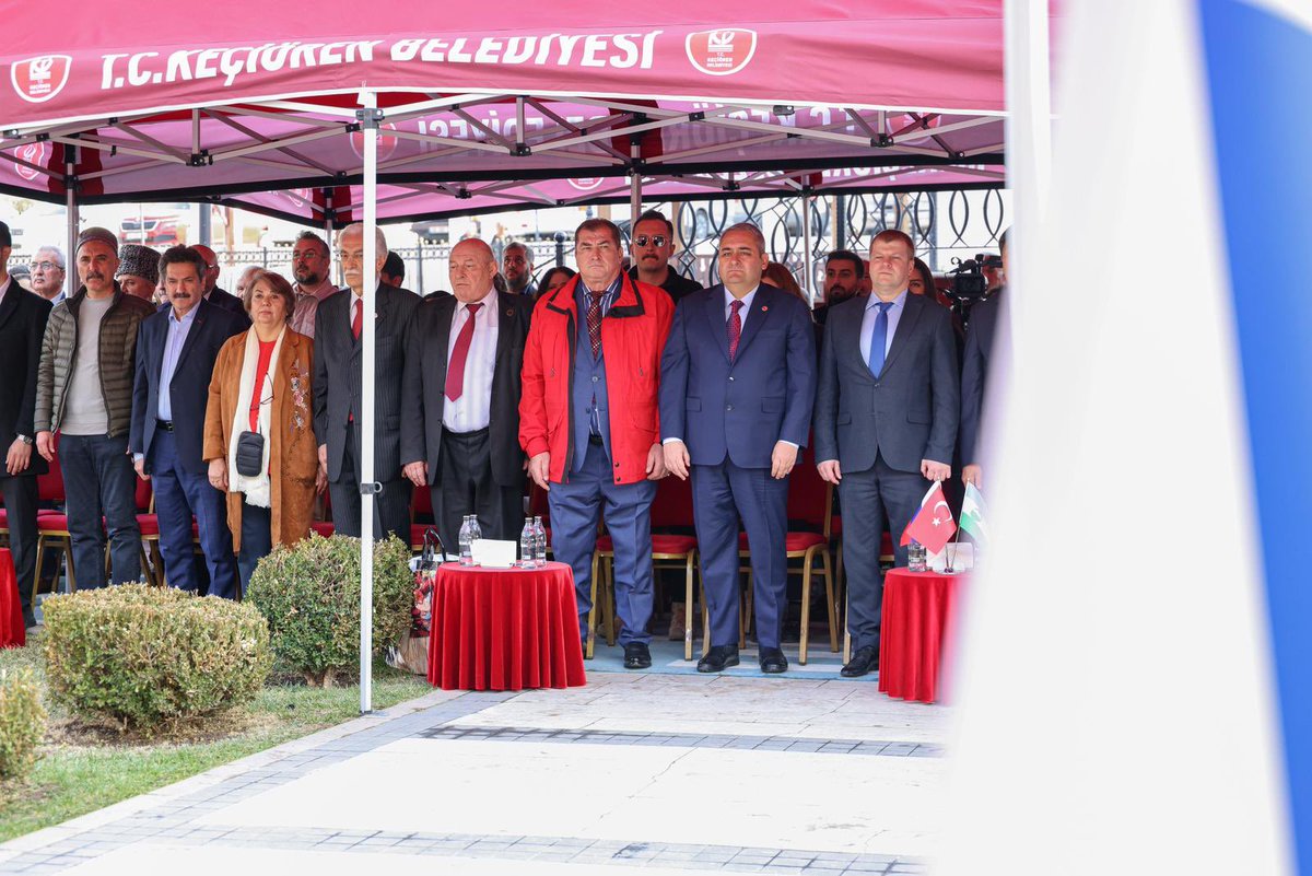 Belediyemiz ve Rusya Federasyonu Büyükelçiliği iş birliğiyle, önceki dönemde yapılan ancak bir süre sonra çalınan Türk Dünyasının önemli edebiyat temsilcisi Kaysın Kuliyev’in büstünü yeniden ilçemize kazandırdık.

Açılışımıza katılarak bizleri yalnız bırakmayan tüm büyükelçilere,