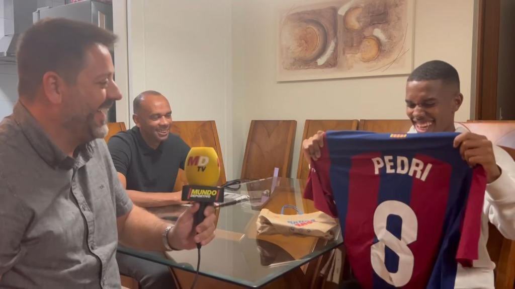 𝘿𝙉𝘼 𝘽𝙇𝘼𝙐𝙂𝙍𝘼𝙉𝘼 🧬🇧🇷 (@dna_blaugrana) on Twitter photo 
