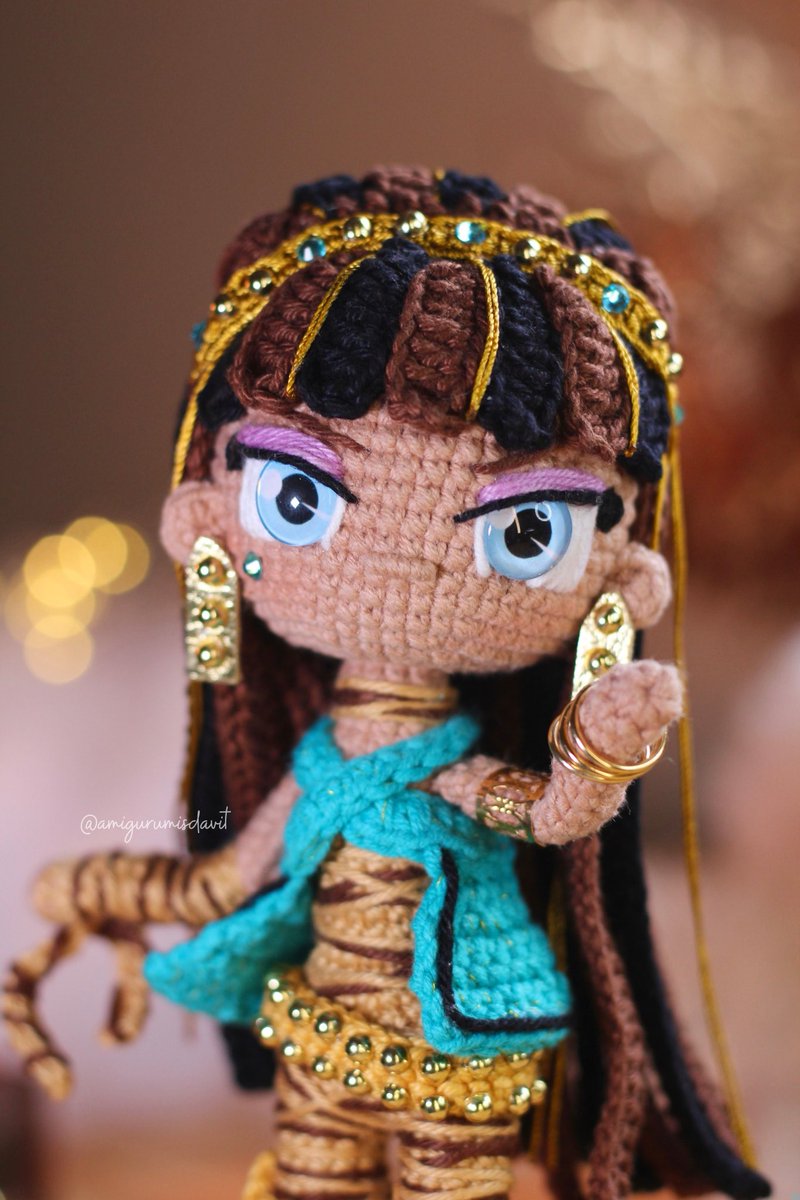 vitzinhasurtos's tweet image. Agora quem ficou pronta foi a Cleo ✨💎🐍