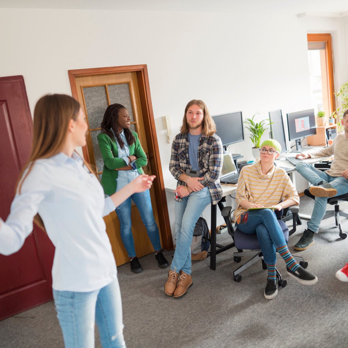 ResilienceDevCo's tweet image. Knowledge is knowing what to do. Skills are knowing how to do it, especially under pressure.

Focus on building skills, not just acquiring knowledge.
#Resilience #SkillDevelopment #WorkplaceWellbeing

rebrand.ly/hqo9t6w