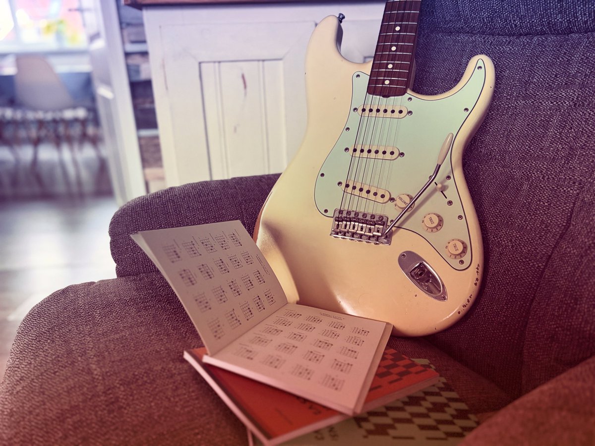 timburgess1812's tweet image. 📚What helps me show empathy for my students as they learn? I stay a student myself!

Have a great week, keep learning and keep rocking! 🎸

#LearningMadeFun #peninsulatuition #wewillrockyoumusical #timburgesseducation