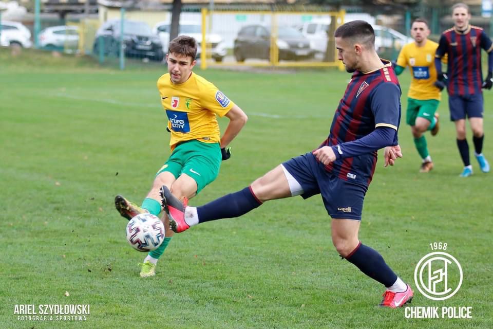 Jakub Świder tweet media