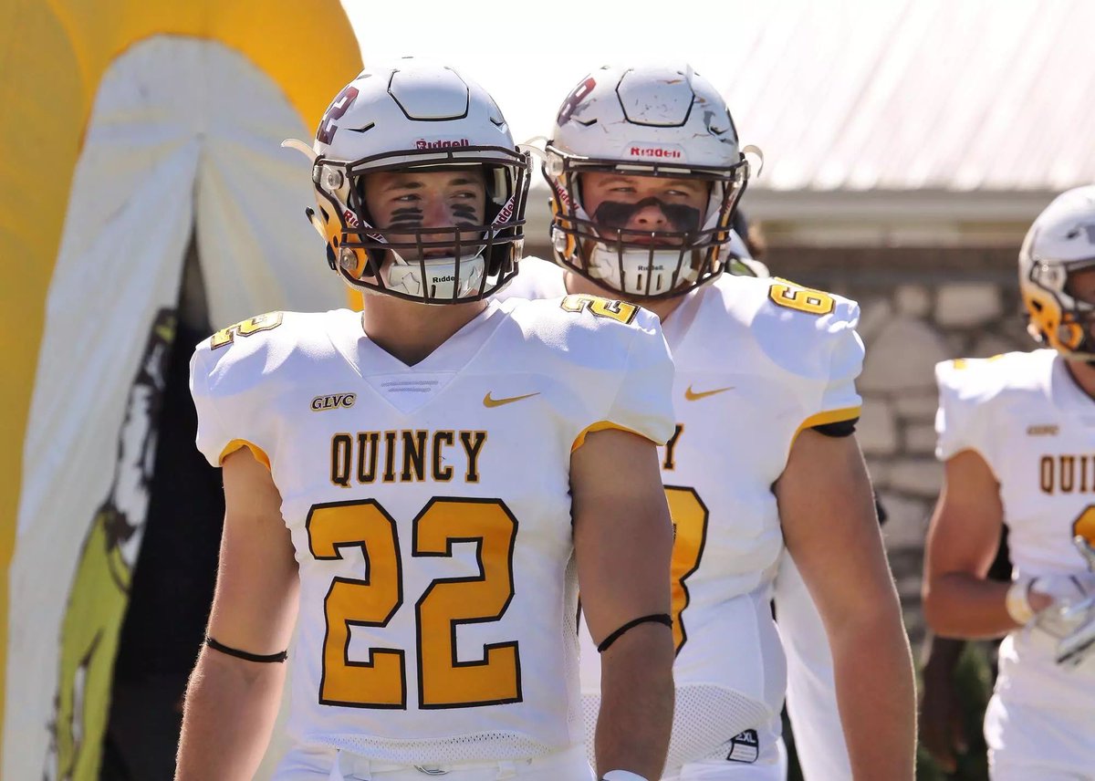 Davair52's tweet photo. Quincy University offered!
@CCCLionsFB @CoachJReardon @McKeownDB 
#JUCOPRODUCT https://t.co/0f2cGF9KEi