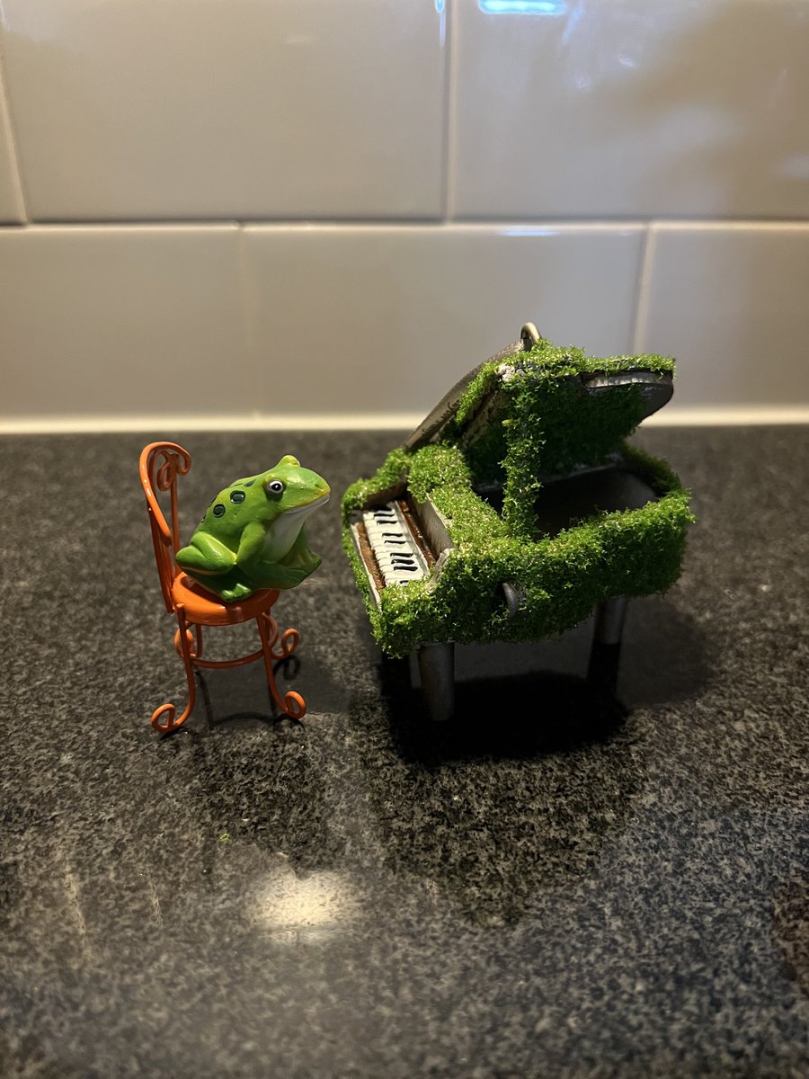 Green folkmore dress tonight