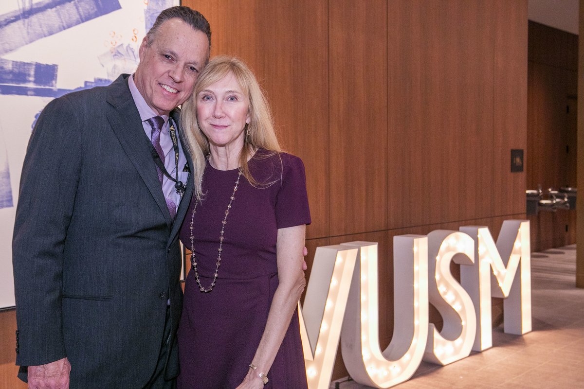 VUmedicine's tweet image. It was such a pleasure welcoming alumni from across seven decades back campus for #ReunionWeekend2025!

See all event photos at bit.ly/4i7B0DL #VandyMedAlum #VU4Life #VUSMAlum #VandyMed