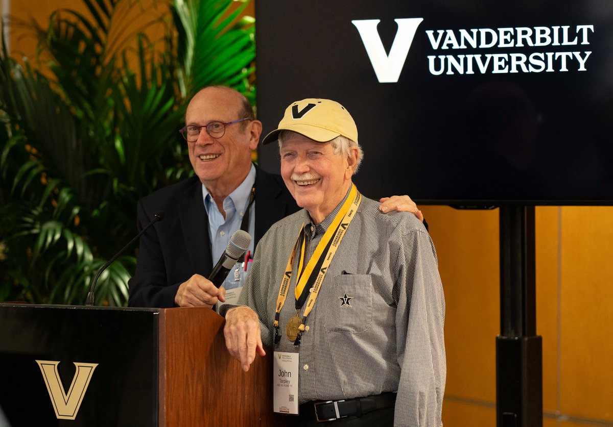 VUmedicine's tweet image. It was such a pleasure welcoming alumni from across seven decades back campus for #ReunionWeekend2025!

See all event photos at bit.ly/4i7B0DL #VandyMedAlum #VU4Life #VUSMAlum #VandyMed