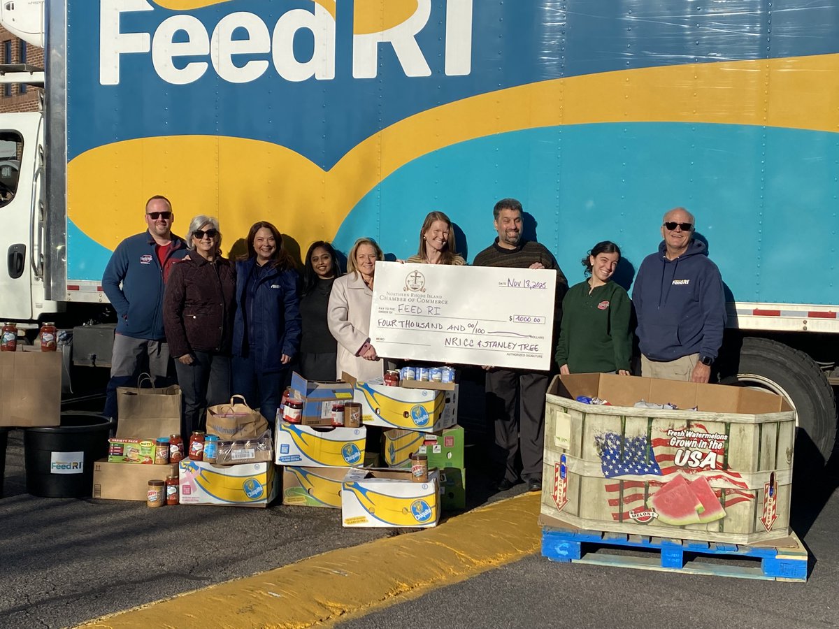 NRIChamber's tweet image. Nearly a Half-Ton of Help! 

What an incredible day! Close to 1,000 pounds of food was donated to @FeedRI401 . A huge thank you to @StanleyTree and our Executive Success Clubs for their outstanding commitment to our community
#smallbusinessbigheart #CommunityStrong