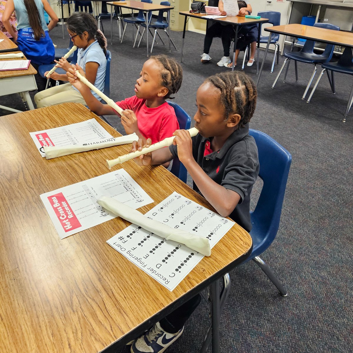 HarmonyProject's tweet image. It&apos;s the season of #gratitude and thanks to supporters like you these students are learning their first songs to play. A musical journey has to start somewhere. Let us know what was the first song you were able to play!

#HarmonyProject #GiveMusicChangeLives #Musicianship