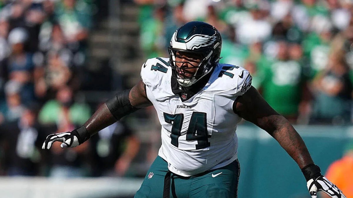 DiBonaNFL's tweet photo. Since joining the Eagles in 2022, Fred Johnson has played 50% or more of Philadelphia’s offensive snaps in 11 games.

The Eagles are 9-2 in those games. 👀 https://t.co/CFEn8bfS6H