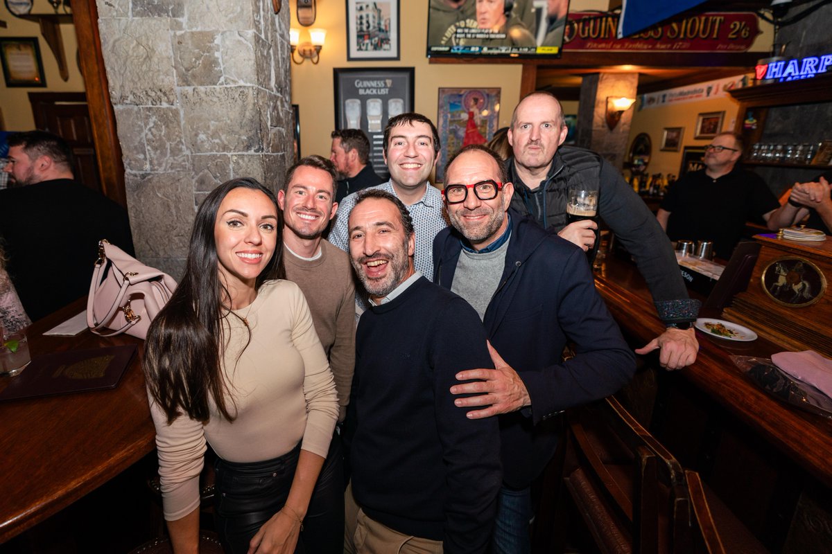 ArrowECS's tweet image. ✨ Last night we celebrated a huge milestone, our team was honored with the 2025 Microsoft Global Distributor Partner of the Year award! 🏆

A proud moment for our entire team and a reminder of what we can achieve together. 

#MicrosoftPartner #PartnerOfTheYear #ArrowSphere