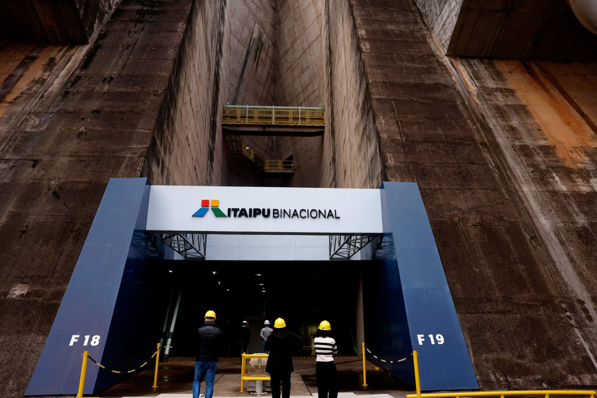 Latin America Reports tweet media