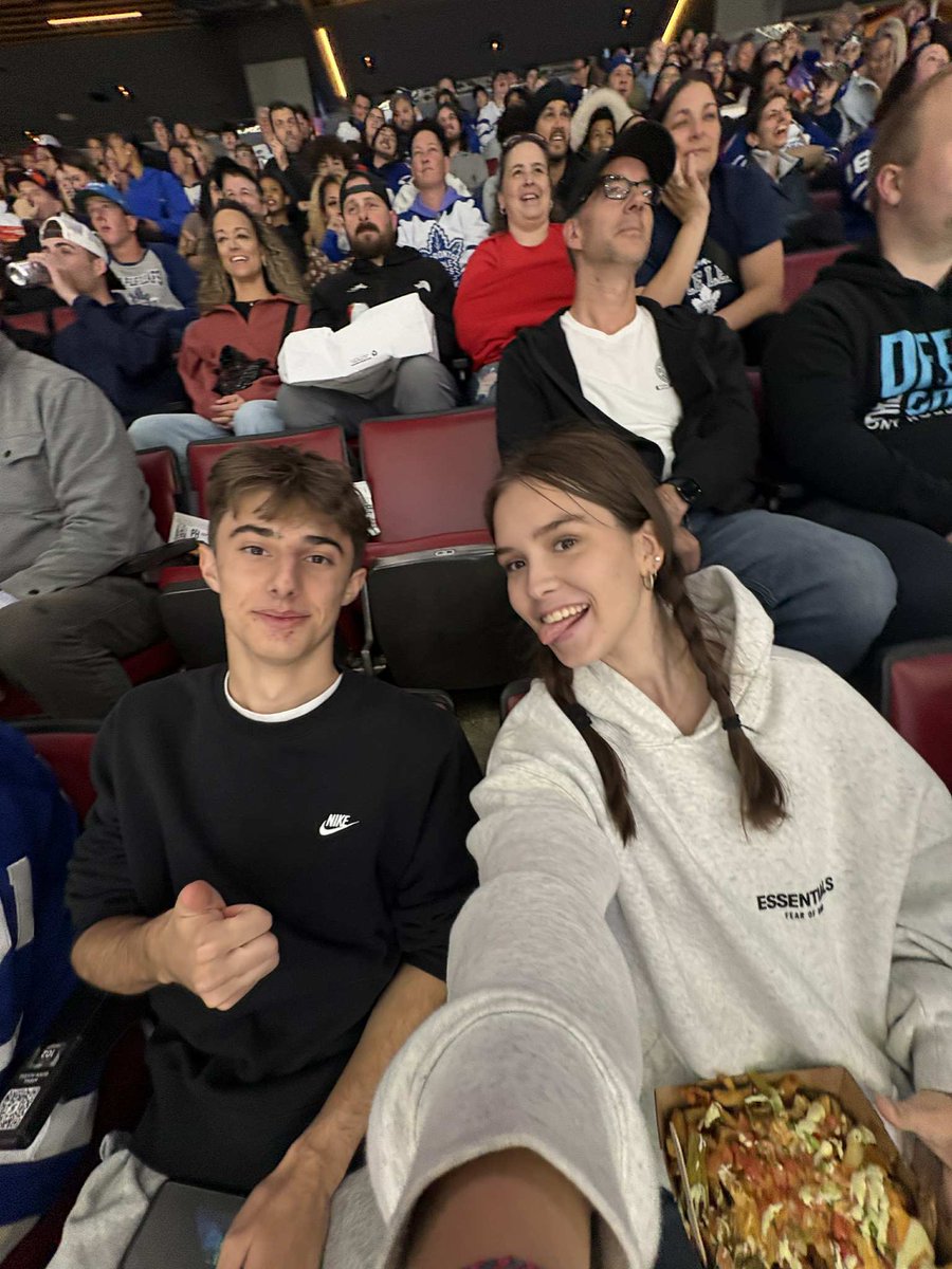 david letra tweet media