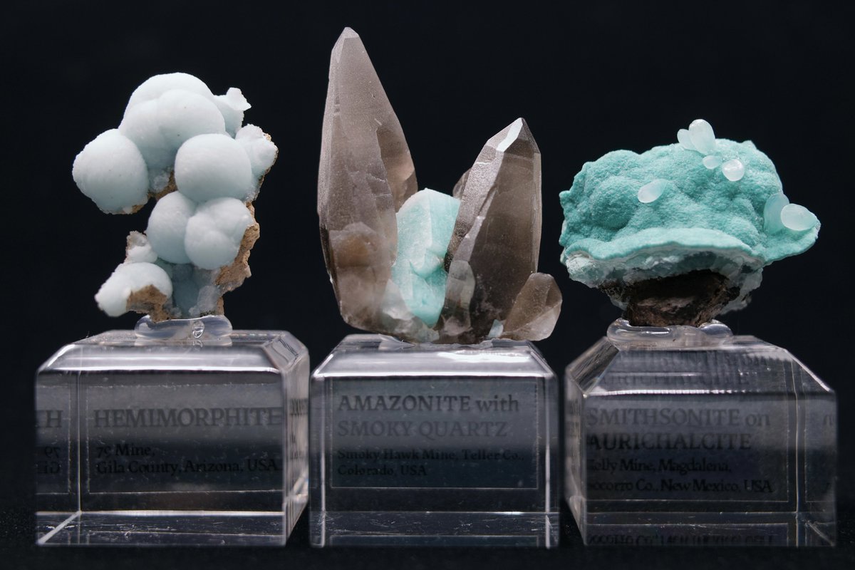 #みんなの並び写真見せてくれ
kawaii blue