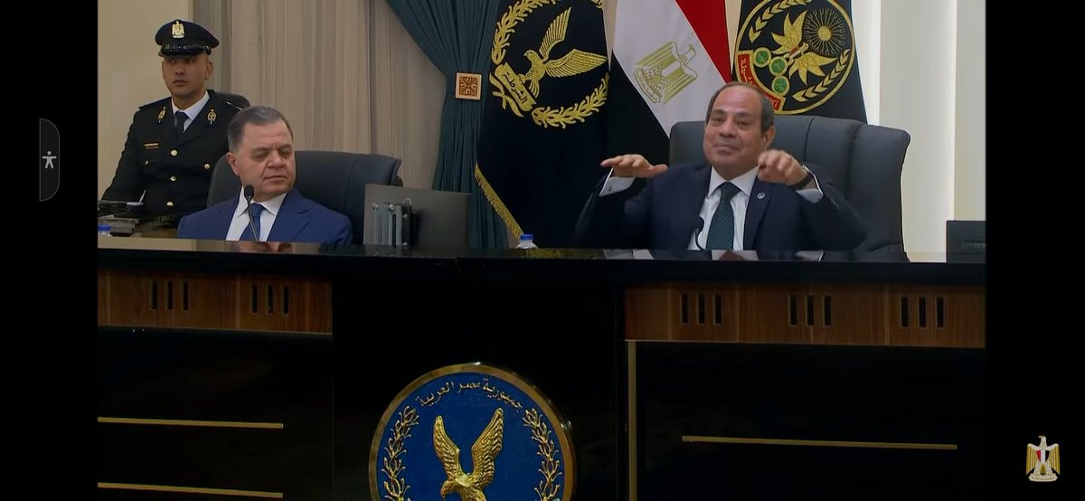 اذكر عدد النسور في الصورة