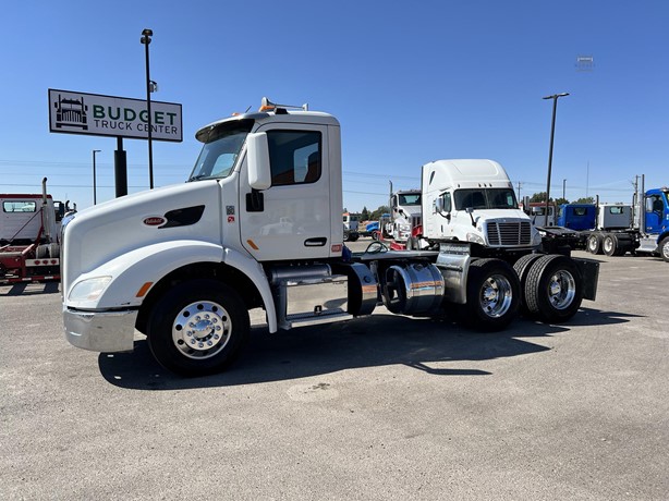 truckpaper's tweet photo. π Truck Paper Featured Listing!
2015 Peterbilt 579
π οΈ 116" CT | New tires | Tons of recent maintenance
π¦ ECM shows 831,548 mi
Check out the full truck here! β‘οΈ https://t.co/XicLsCq3Qt
#TruckPaper #Peterbilt #DayCab https://t.co/YKptQJgcVm