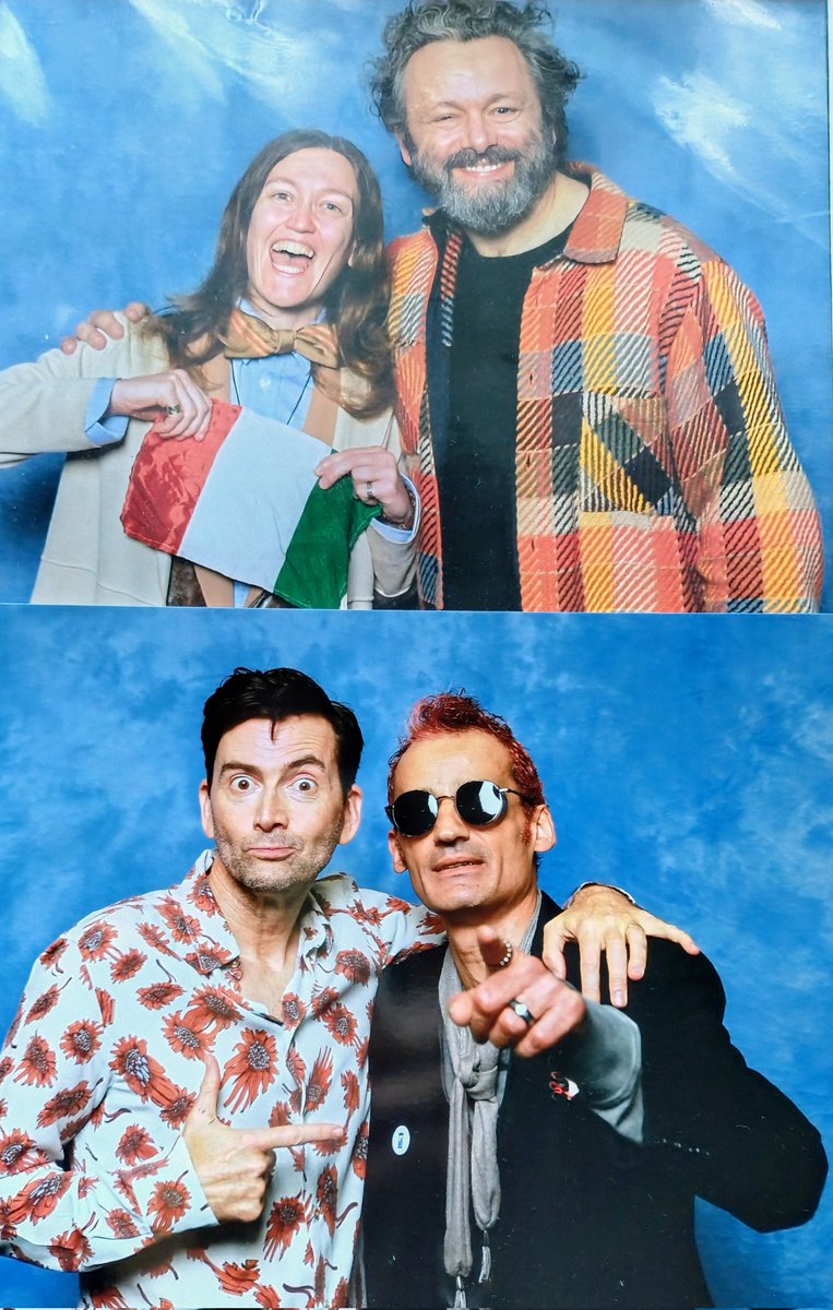 ClaMurachelli's tweet photo. We brought them together 😈😇 LCC Winter 2024 + 2025 ❤️
#davidtennant #machaelsheen #goodomens #cosplay #cosplayer #italiancosplayers #theineffablecosplayers #crowley #aziraphale #lccwinter #london #waaaaaa #wonderful https://t.co/7LMDTykf5k
