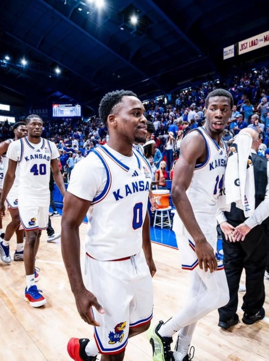 Good luck tonight very own <a href="/geeskee0/">Nginyu “Gee” Ngala</a> tonight as Kansas plays Duke at Madison Square Garden in NYC.  Gee is shooting 67% from 3 this season. 

<a href="/PeteYannopoulos/">Peter Yannopoulos</a>