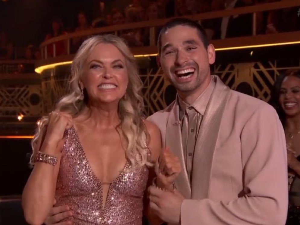 lauren ✨🪩 tweet media