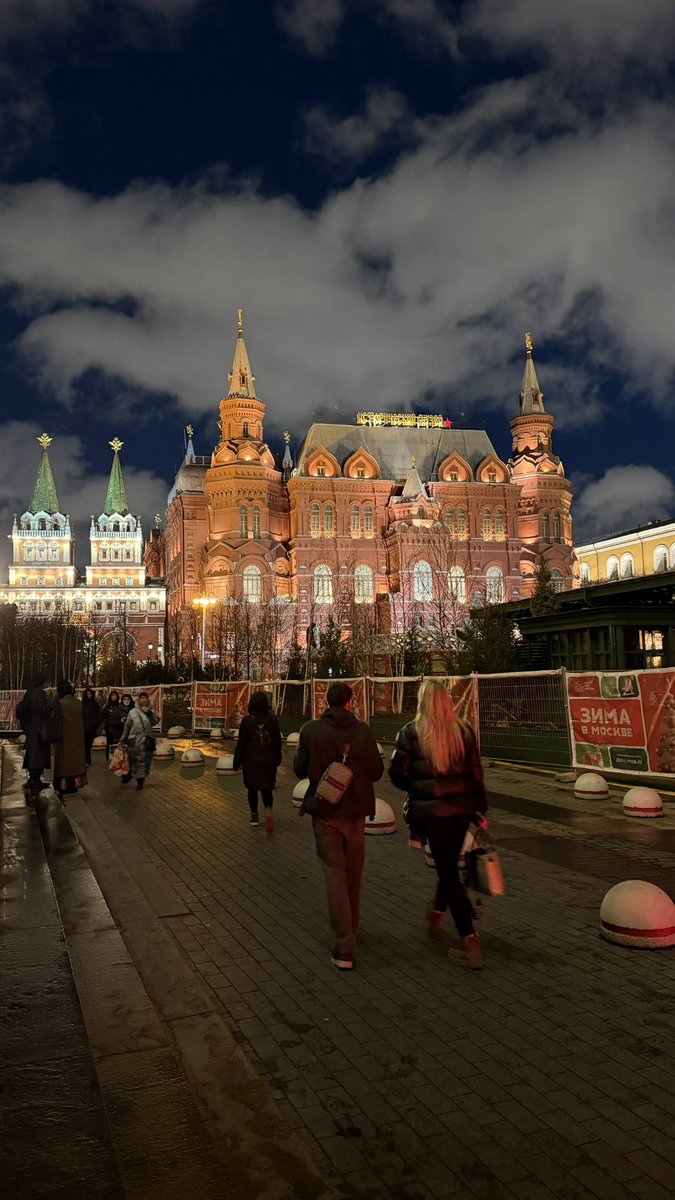 ahmed_h5's tweet image. Прощай, Москва 👋🏻🇷🇺