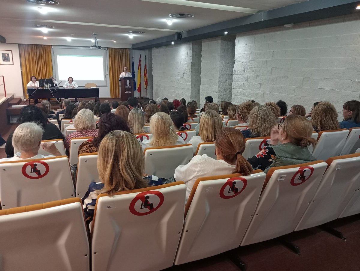 Esta tarde hemos celebrado el acto único de Técnicos en Cuidados Auxiliares de Enfermería (TCAE)  en el Dpto. de Salud Orihuela. Enhorabuena a todos los profesionales que habéis elegido destino.