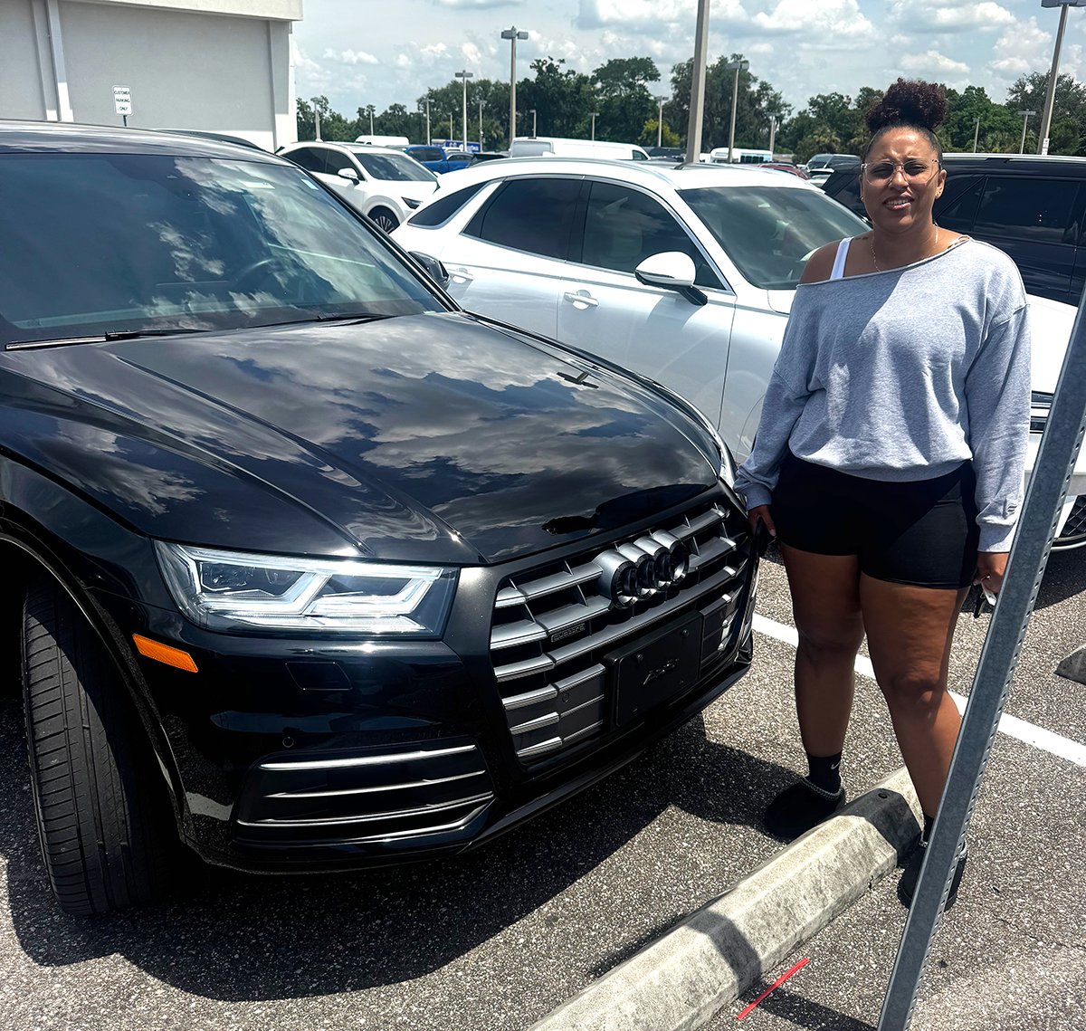 LkldAutomall's tweet image. Shaela Celest came to #LakelandAutomall to find a vehicle that checked all her boxes and matched her vibe, and definitely the #AudiQ5 was the one. Salesperson #CarltonGregory made sure buying was #Fast, #Fun &amp;amp; #Easy. #ThankYou Shaela! We’re here for you.