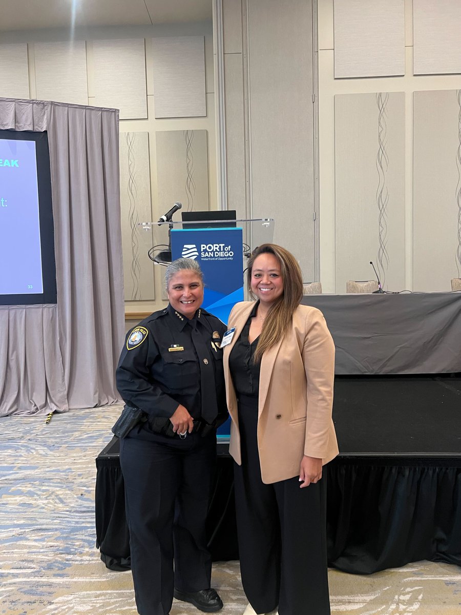 LEADSanDiego's tweet image. LEAD in the wild! 🐾 Advance graduate Loumarie Ortega (24) recently crossed paths with Influence alum Chief Magda Fernandez (24) who also spoke at one of Lou’s Advance seminars. We love seeing the LEAD network in action, making San Diego feel a little smaller and more connected!