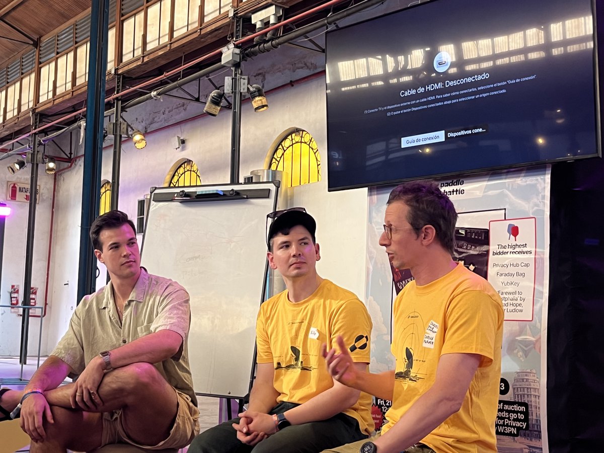 SpaceComputerIO's tweet image. TEE after hours Q&amp;amp;A at the @EFDevcon Privacy Community Hub 🔐

SpaceComputer CoFounders and Quintus from Flashbots discussed &quot;TEEs from heaven to Earth&quot; 
Where the opportunity lies in utility not fulfilled by commercial and centralized entities.