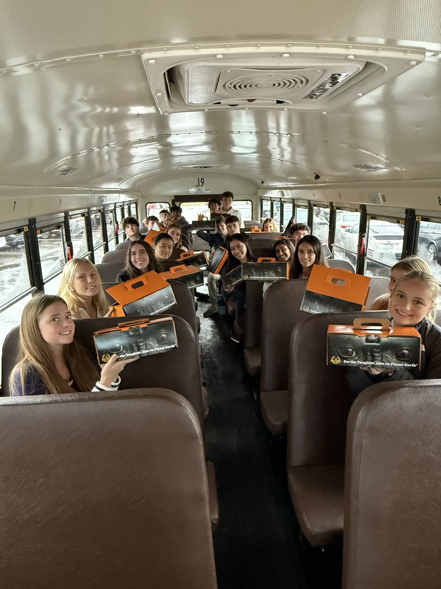 Lauren Richardson tweet media