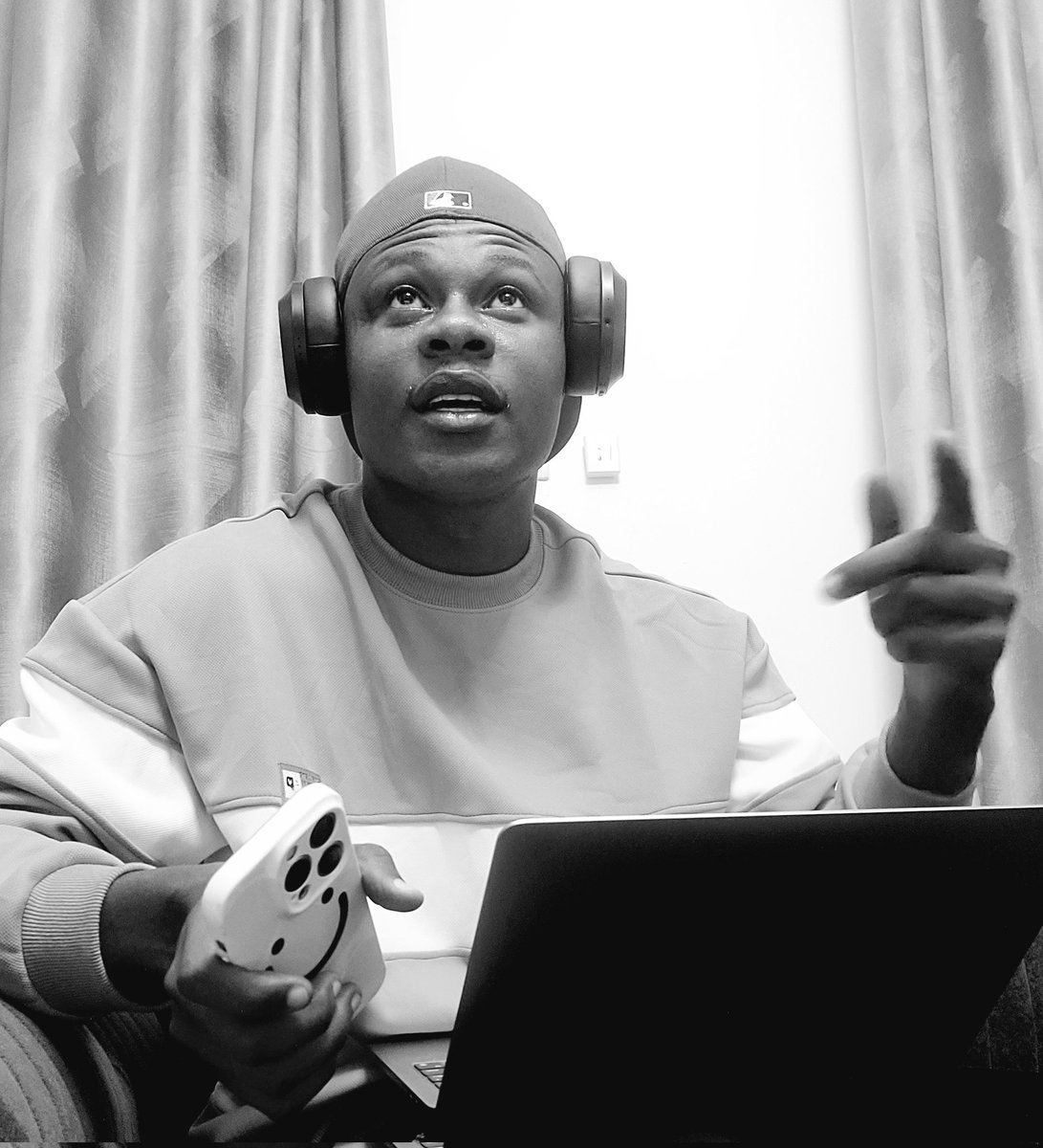 The more i age, the more i realize that am not special, and there's nothing special about me. 

#auxihouston #sonofthevoice