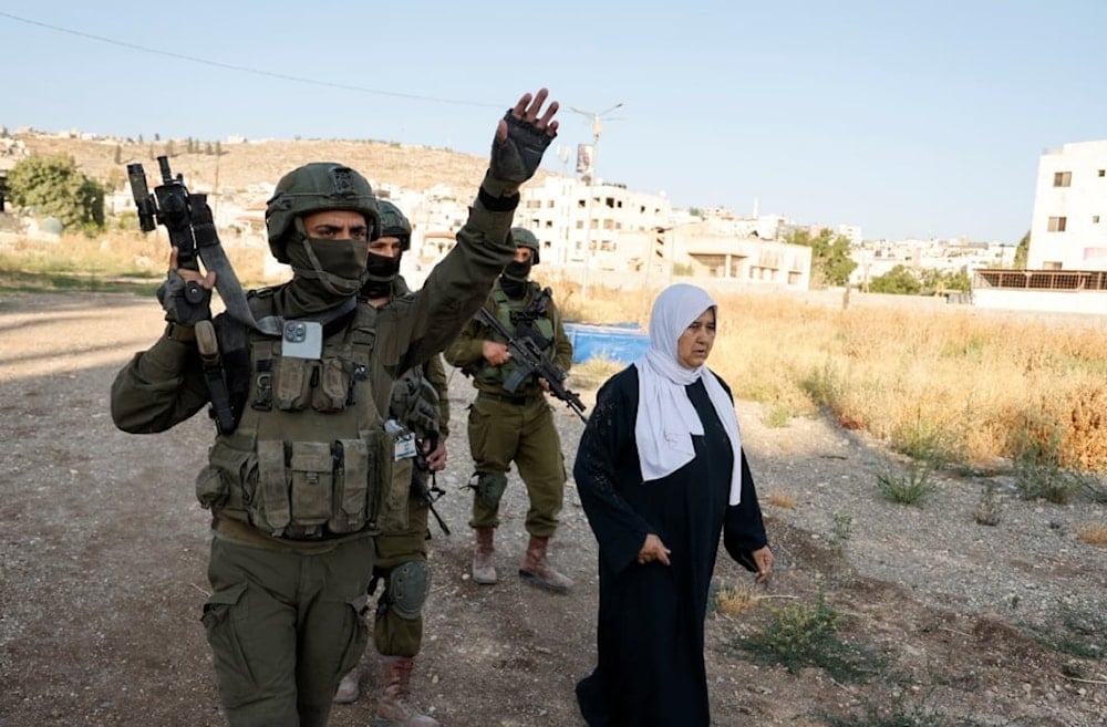 almayadeen_es's tweet photo. Fuerzas israelíes realizan amplias incursiones en Cisjordania https://t.co/3wUqONVPrl

#Cisjordania #incursiones #IsraelGenocida https://t.co/mAm1h1pFs7