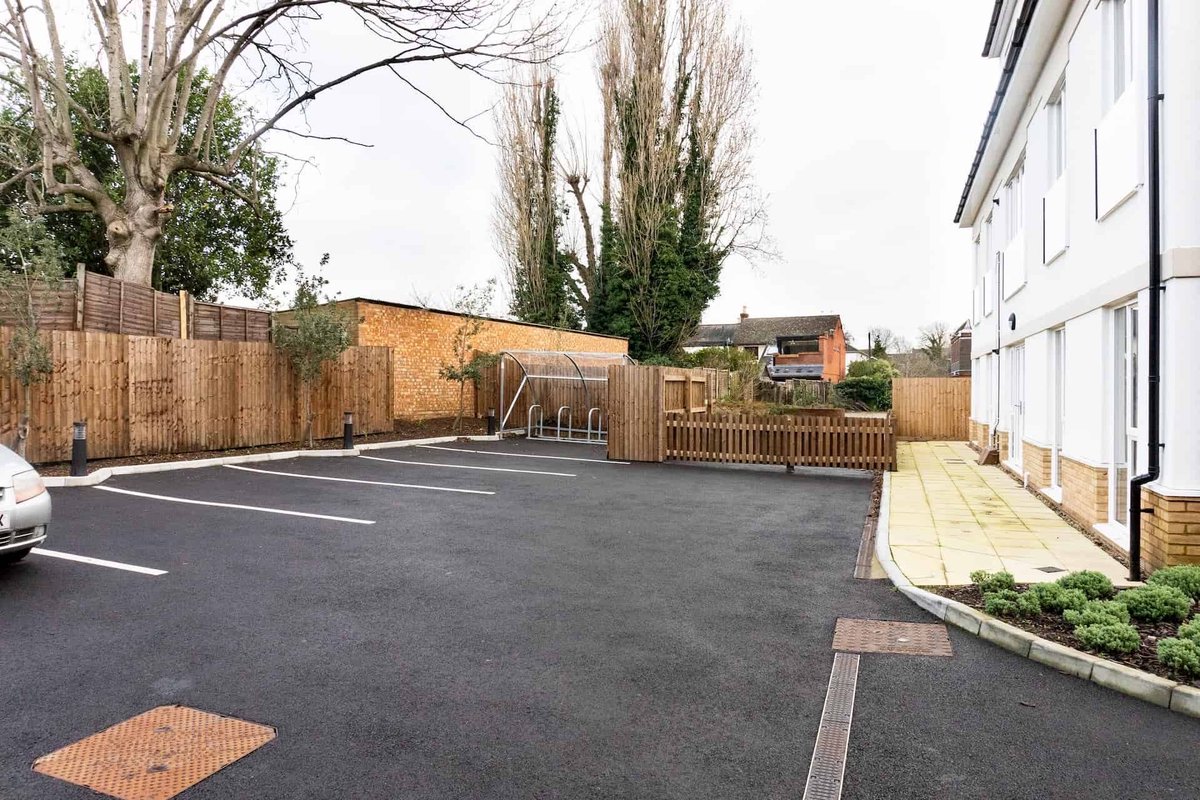 staylets1's tweet image. Discover convenience and comfort with our long-term #accommodation lets in Egham, #Surrey! 

Ideally located near major motorways, our studio, 1, 2, &amp;amp; 3 bedroom options cater to your needs for #extendedstays. 

Enjoy inclusive amenities and onsite parking buff.ly/8k7G3Fk