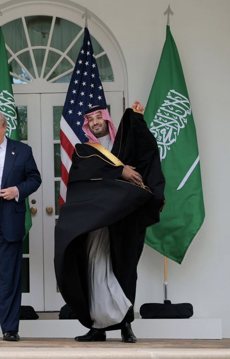 it7nl's tweet image. #نباهي_بك_العالم_يابو_سلمان
ياعسانا ما ننحرم من هالزول 🤍