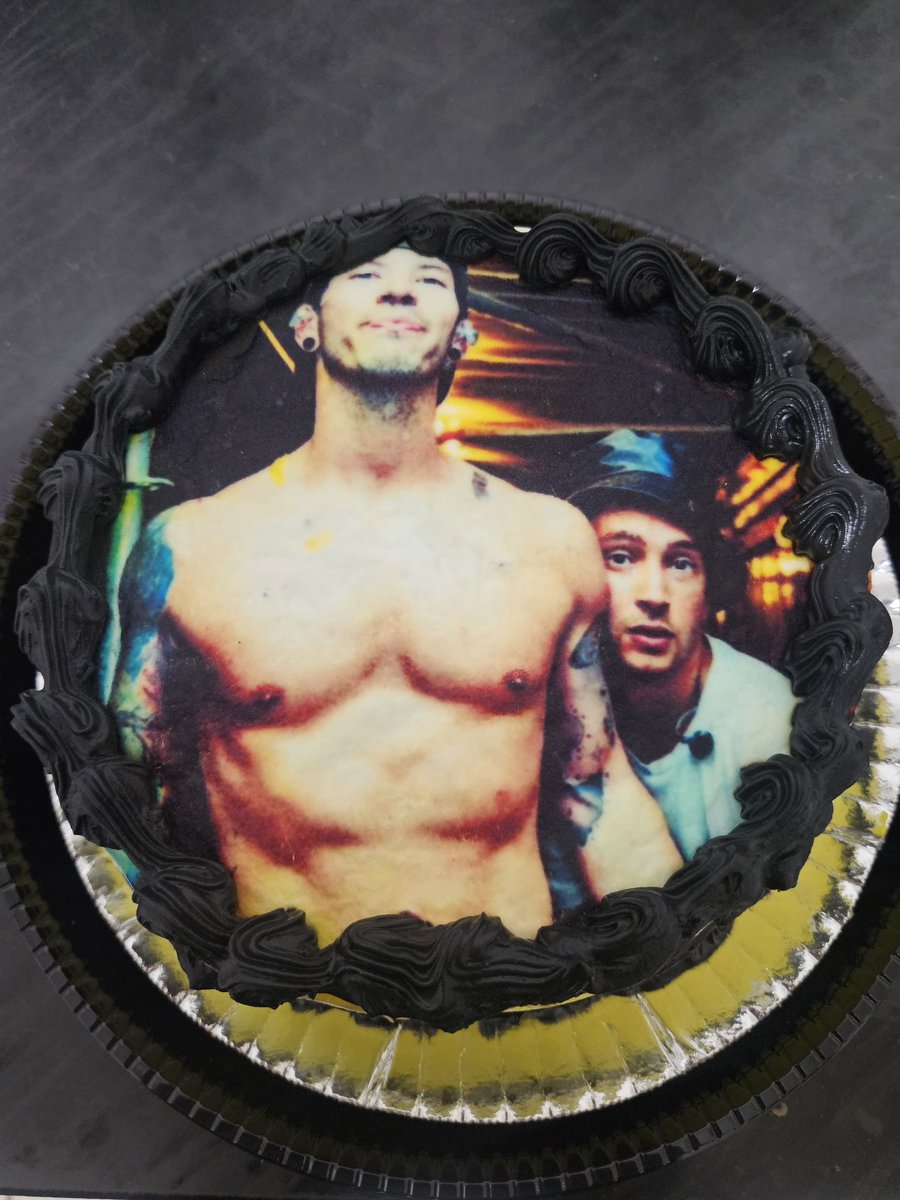 twyonepilots's tweet image. e quando eu comer o tyler