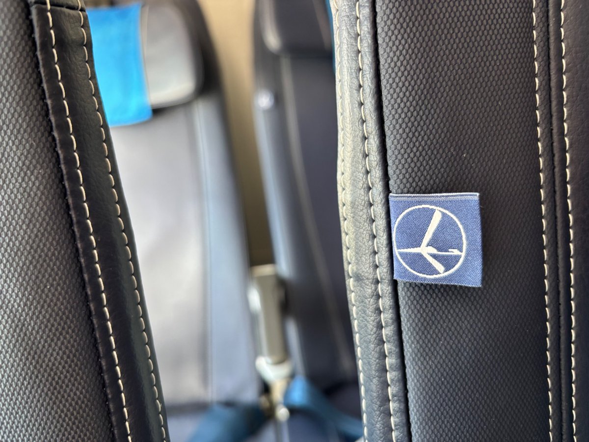josviaque's tweet photo. Detal. #LOT #PolishAirlines #PLLLOT #flyLOT #Boeing #B737 #MAX8 https://t.co/Fe4ODez91j