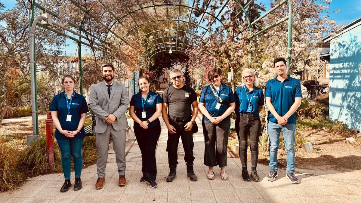 Visita del Comité para la Prevención de la Tortura (CPT) al Centro de justicia juvenil IP-IRC de Copiapó. En la fotografía, el equipo del CPT junto al director del Centro y el jefe de destacamento de Gendarmería. #Atacama #CPTEnTerreno #Monitoreo