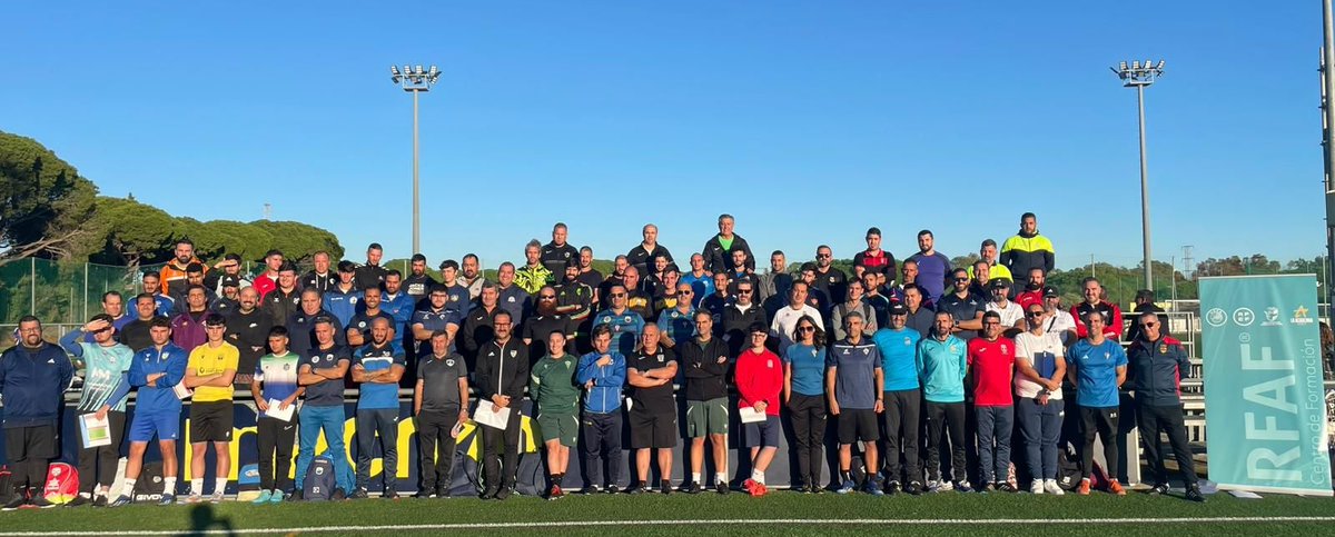 cedifa's tweet photo. FORMACIÓN | @RFAF #CADIZ

💚Clase presencial del Curso UEFAC 111 en las instaciones deportivas del @Cadiz_CF a cargo de los profesores @Jesus_Acal, Paco Lozano y @hugoalbertovaca quienes volvieron a liderar y acompañar a los #AlumnosRFAF 

#ProfesCEDIFA https://t.co/GCVeaidrBE