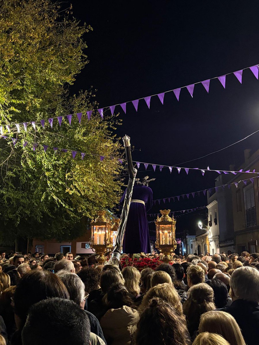 amalgaba's tweet image. 💙 Sigue discurriendo Jesús por #ElAral. 

➡️ Suena:

🎶 &quot;Mater Mea&quot;
🎶 &quot;El Cachorro (Saeta Sevillana)&quot;

📲 #AMALaMúsica @hdadjesusalgaba @Ayto_algaba