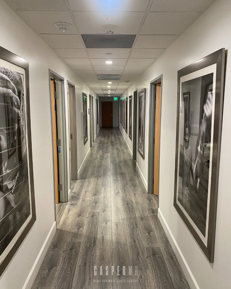 drdanielcasper's tweet image. We’ve officially moved, and we can’t wait for you to see our new home. ✨

Our new office combines elevated design, advanced technology, and a welcoming atmosphere to create a beautiful experience for every appointment.

Swipe to take a peek inside and discover our new space. 💕