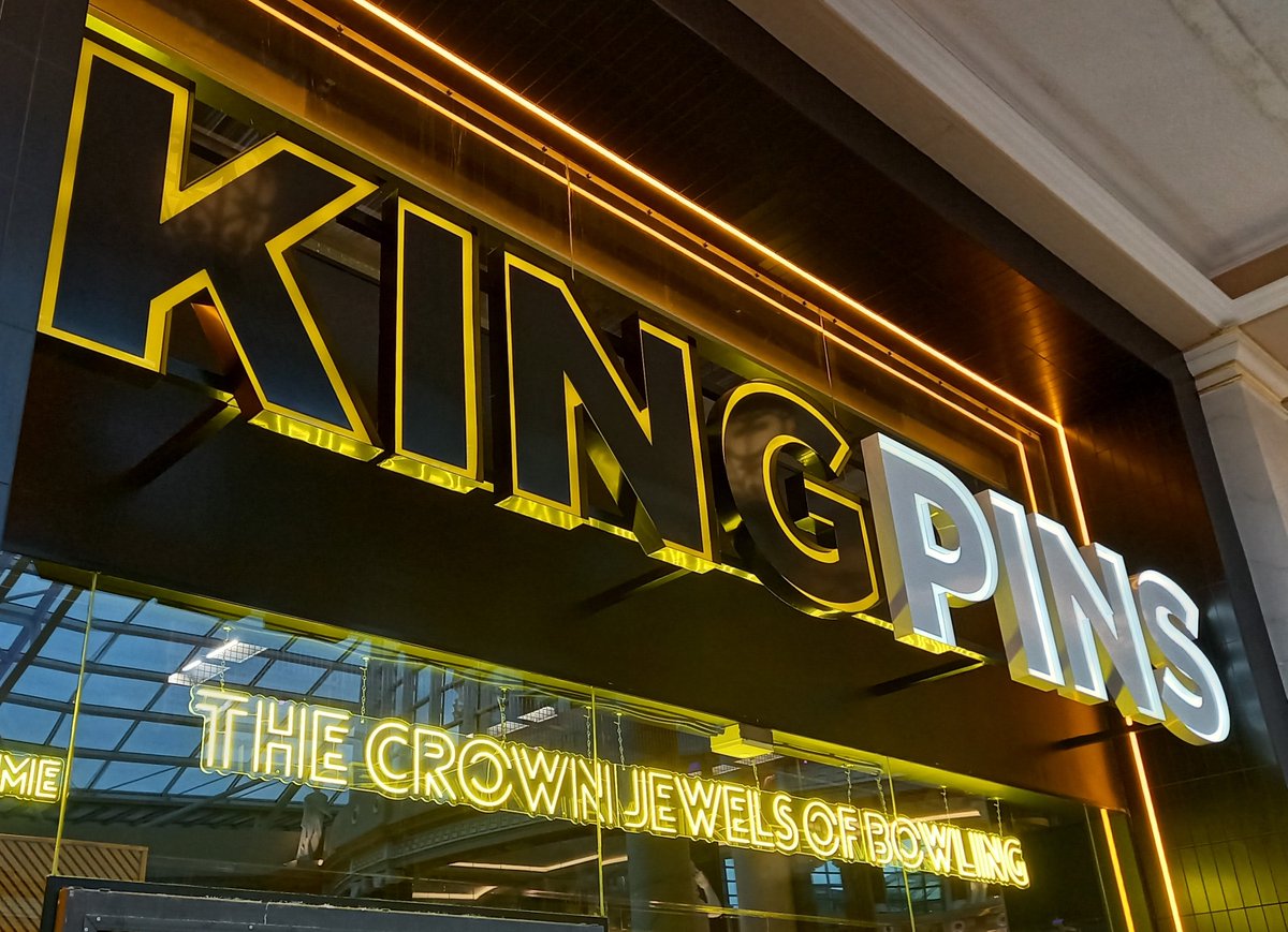marketing_gott's tweet photo. The new King Pins location in Belfast, Northern Ireland opens next month.
The new King Pins venue at Castle Lane in Belfast is opening on Friday 12th December and will be home to tenpin bowling, crazy pool, tech pool, ice free curling, karaoke and more.
#CrazyPool #KingPins https://t.co/zEdMuPBnw1