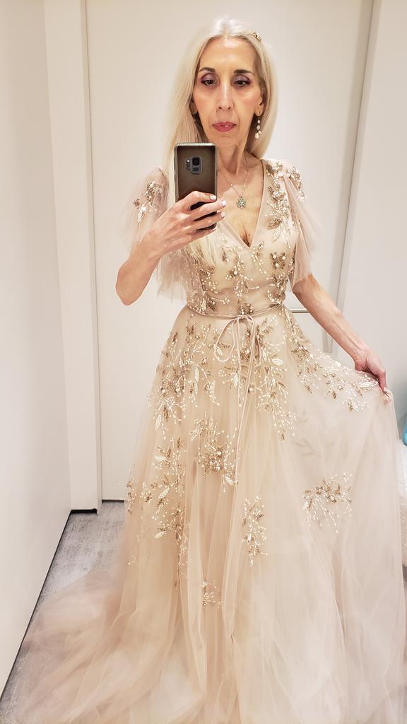 GenovevaUzunov1's tweet image. Channeling my inner #primcess for National #Princess Day in a beautiful gown from Monique Lillihuer 
#dress #elegance #grace #beauty