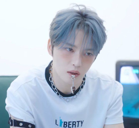 🌼 ; 𝐉𝐨𝐨𝐧 ㅡ 𝑺𝒆𝒂𝒏'𝒔 남편 tweet media
