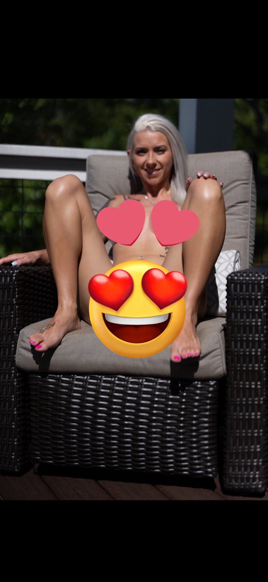 All the goodies that you get on the subscription 🤭