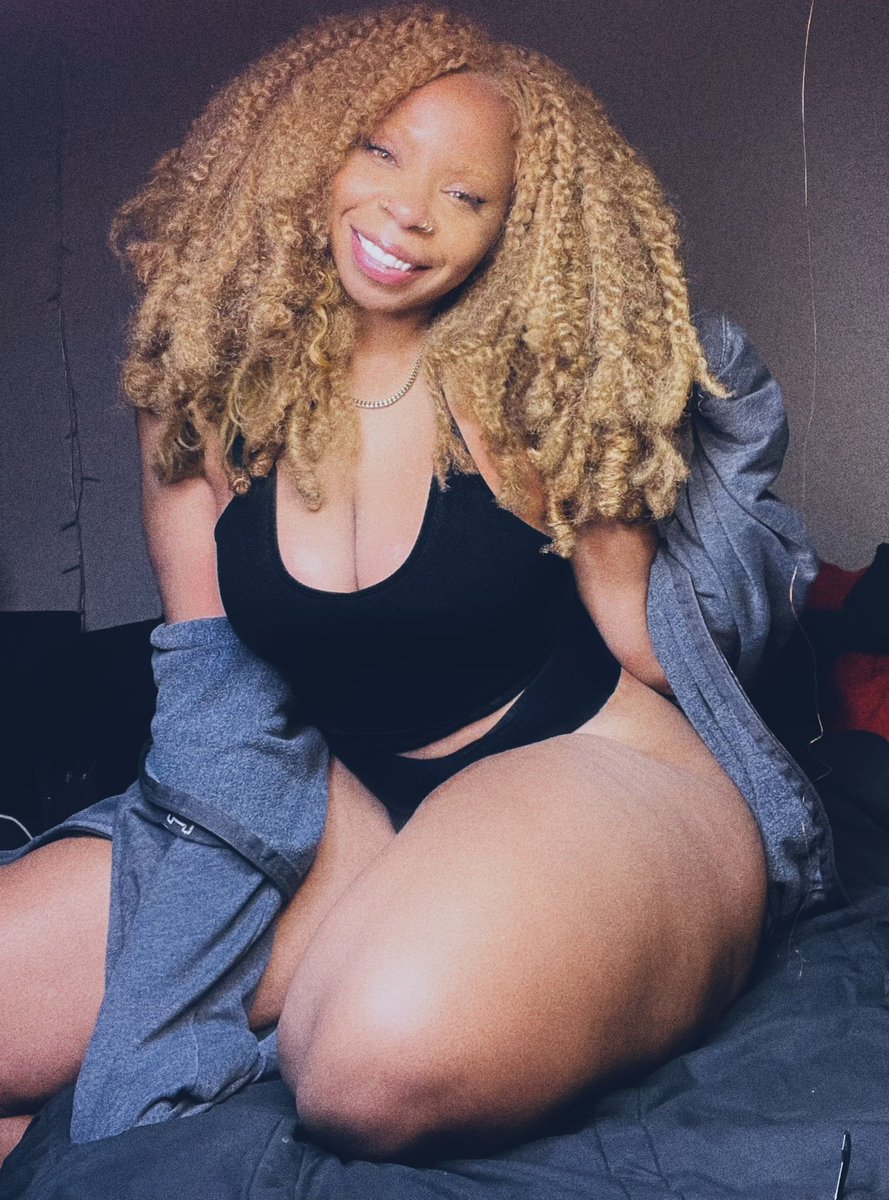 ariaartizte's tweet image. 🥰