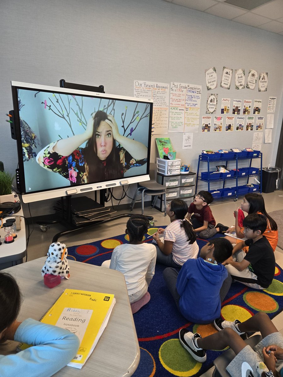 Is not everyday that a voice actor sends a video to your class reading poetry! Thank you <a href="/AnnBish61141068/">Ann Batten-Bishop</a> for coordinating this for my students! We truly enjoyed listening to a great poem! <a href="/MYE_Leopards/">Malala Elementary</a> #MYELEAP #BetterTogetherAtMalala #FBISD #LeadthePAC #FBISDLevelUp
